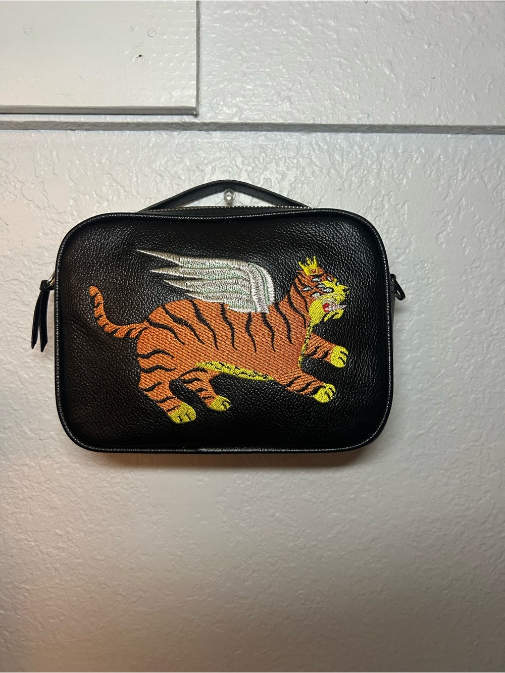 Min & Mon black crossbody bag